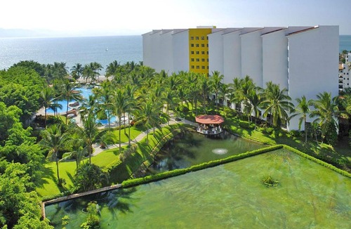 Marina Vallarta Apartment | Mayan Palace 2BR, 2 BA, Beachfront Resort in Puerto Vallarta
