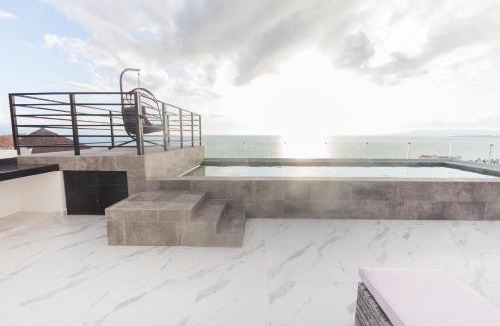 Colonia 5 de Diciembre Apartment | Modern 2BR Ocean view - Walk to Beach and Downtown