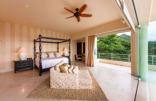 Conchas Chinas Villa | Modern and upscale Villa , amazing views , come to live your vacation dream