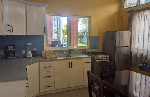 Santa Maria Tonameca Apartment | Modern Beachside Retreat Pool Parking Fast Wi-Fi