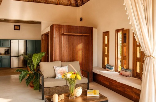 Puerto Angel House | NEW! Casa Milagro Oceanview Villa w/Pool & Beach Path for 12