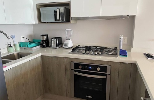 Las Glorias Apartment | Oceanfront at Harbor 171 - 2 Bedrooms | Pool | Beach | Premium Amenities