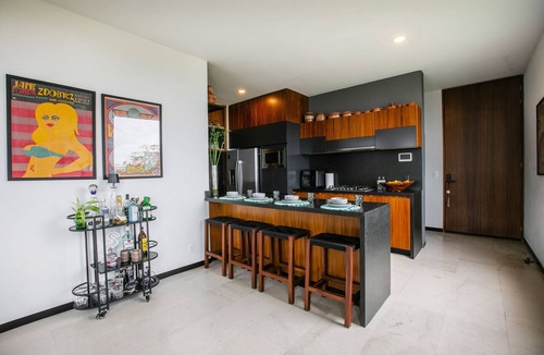 Alta Vista Apartment | Palm on the Tree | Ocean Views Luxury Living