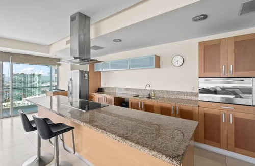 South Hotel Zone Apartment | Peninsula Vallarta Luxury Condo 21st floor