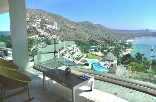 Pichilingue Apartment | Penthouse B Pichilingue - Esmeralda