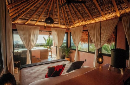 Barra de Colotepec Villa | Penthouse with pool & ocean view