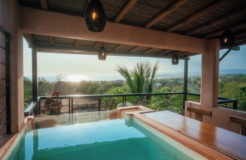Barra de Colotepec Villa | Penthouse with pool & ocean view