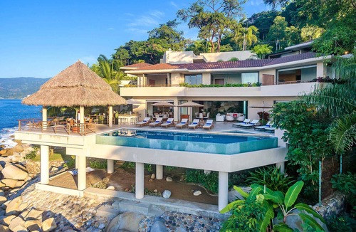 South Shore Hotel Area Villa | Please Inquire Before Booking – Luxury Villa
