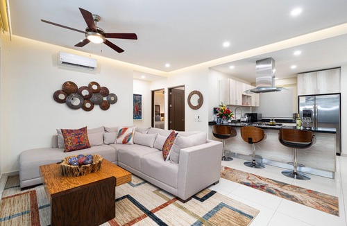 Romantic Zone Condo | Prime Location in Luxury Zona Romántica Condo