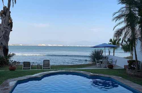 La Cruz de Huanacaxtle House | Private Oceanfront Home
