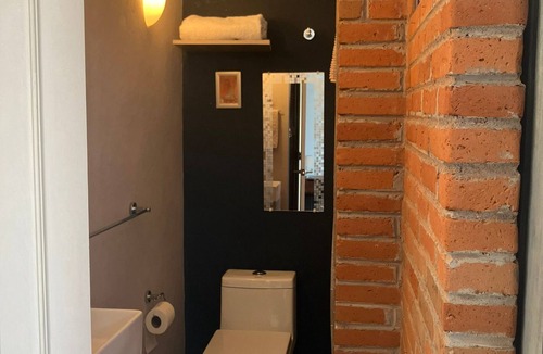 Narvarte Poniente House | Private room with full bathroom. Safe and quiet area.