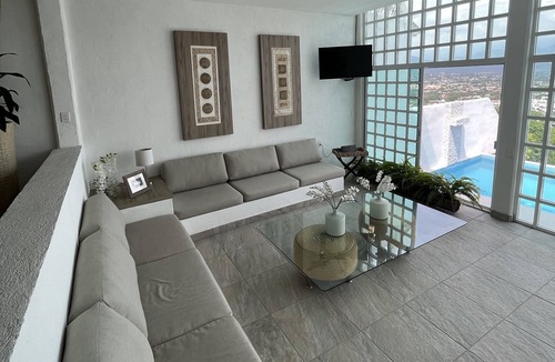 Yautepec House | Relaxing 3BR in Yautepec w Pool n Grill