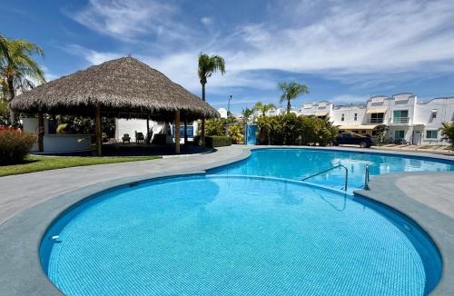Las Jarretaderas House | Relaxing 3BR Vacation Home w Pool, BBQ, King Suite Near Beach Nuevo Vallarta