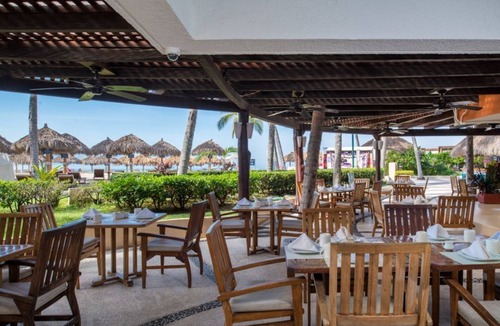 Marina Vallarta Condo | Romantic Getaway – 2BR Condo Near Beach & Attractions