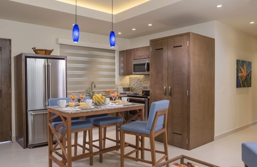 Romantic Zone Condo | ROMANTIC ZONE LUXURY CONDO