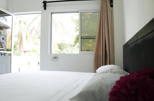 Santa Maria House | Room-private Room With King Size bed num