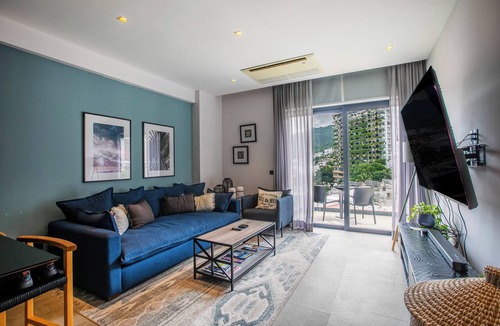 Romantic Zone Condo | Sail View 105 | 8th Floor Gem in Zona Romantica