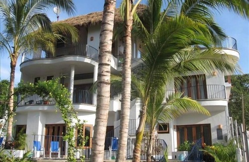 Sayulita House | Sayulita is heating up and the rates are coming down. Book now for summer!