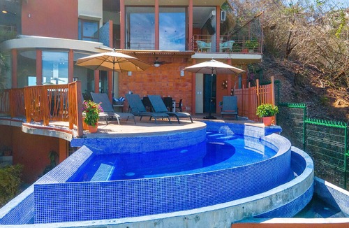 North End Villa | Spectacular views in gated, north side property. Easy access to town.