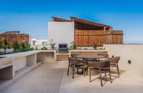 Jimenez Apartment | Stellar 2BR w Beach Club Work Desk Gym Yoga