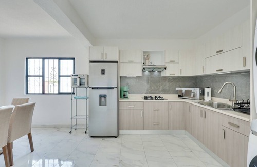 Cuernavaca Condo | Stylish & Spacious Unit w/Deck in Cuernavaca