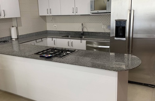 Emiliano Zapata Condo | The Park Condo, in the beautiful Romantic Zone - 2 Bedrooms, sleeps 4