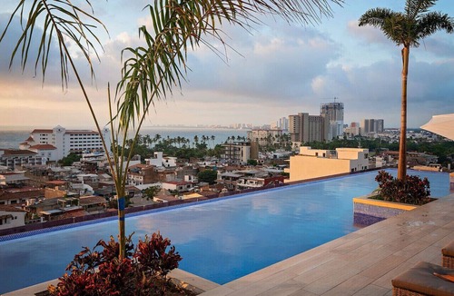 Colonia 5 de Diciembre Apartment | Vallarta Sunset Condo with Pool