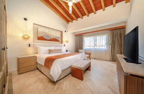 Marina Vallarta Resort | Velas Vallarta Suites Resort All Inclusive