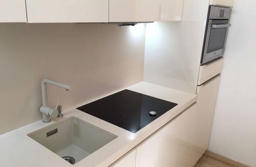 Quartiere III Pinciano Apartment | Villa Borghese Oasis: Quiet, Large Apartment with WiFi, AC, Patio - Palm House 1