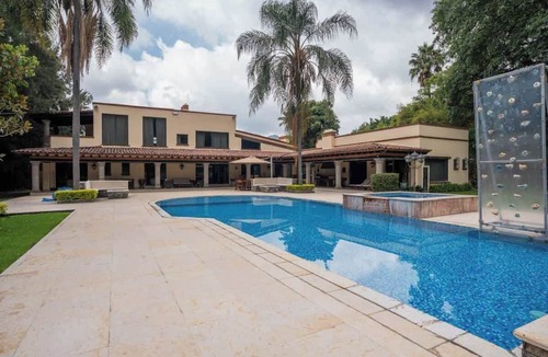 Santo Domingo Villa | Villa magica tepoztlan con alberca jacuzzi y padel