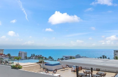 Bucerias Apartment | Vista 406 - 2BR w Rooftop Pool & Stunning Views