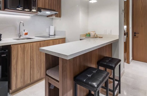 La Cruz de Huanacaxtle Apartment | Zantamar 304E: Beachfront Condo w/Pools & Gym