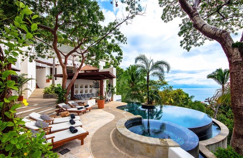 Conchas Chinas Villa | ZEN HILLSIDE VILLA - VIEWS AND FULL STAFF