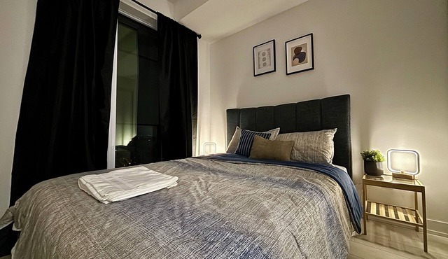 2 Bed 2 Bath Brand New Condo in Toronto