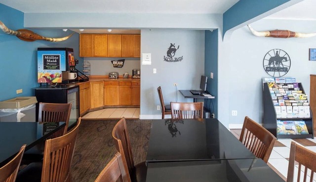 2 Double Beds Non-Smoking in Pendleton OR