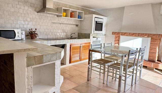 60m2 open space with garden and patio in Santadi
