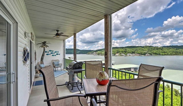 Balcony & Seasonal Pool: Lakefront Ozark Condo in Camdenton