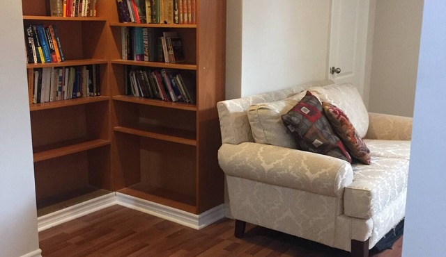 Basement Apartment in a Family Neighbourhood & access to Offices/407/FoodOutlets in Brampton
