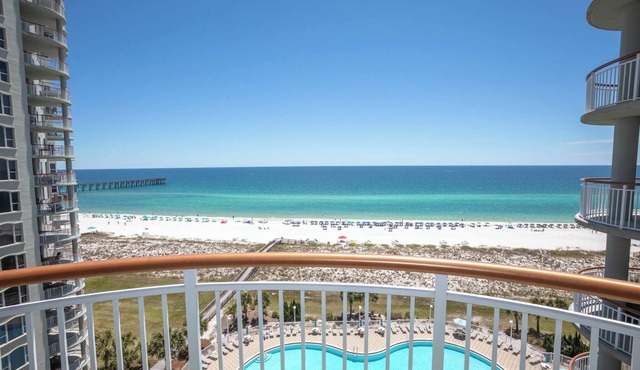 Beach Colony West 9B - FREE BEACH SETUP March-October! in Navarre