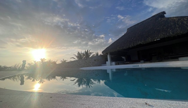 BEACH FRONT VILLA WITH PRIVATE CHEF INCLUDED