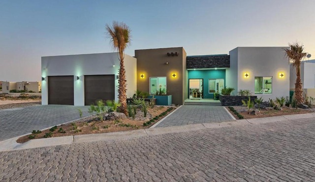 Beachfront Home Luxury Laguna Shores Resort