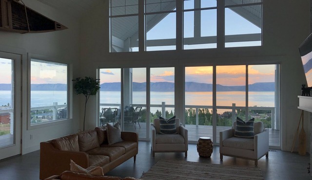 Bear Lake Boat House in Garden City