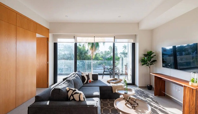 Beautiful and Central Apartment