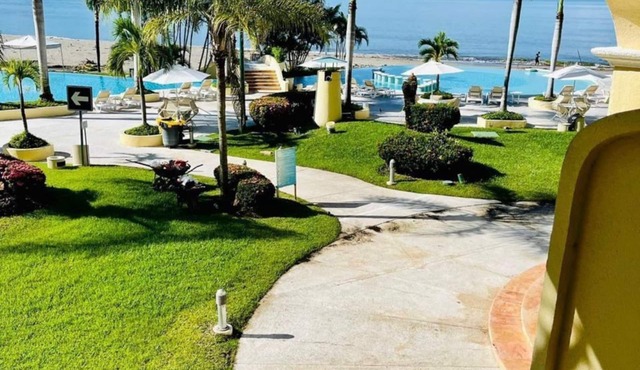 Beautiful villa a few steps from the sea