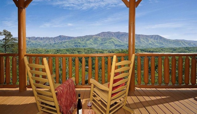 Broken Spoke is a great cabin with an awesome View in Sevierville