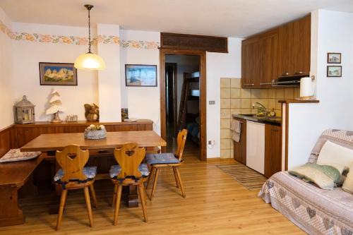 Casa a Penia-Alba a 2 minuti da impianti funivia in Penia