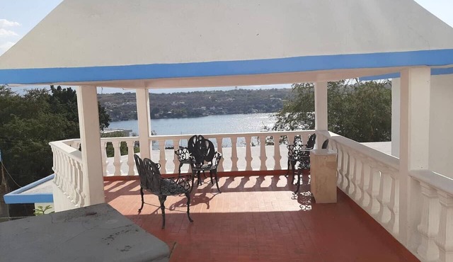 Casa Blanca Teques