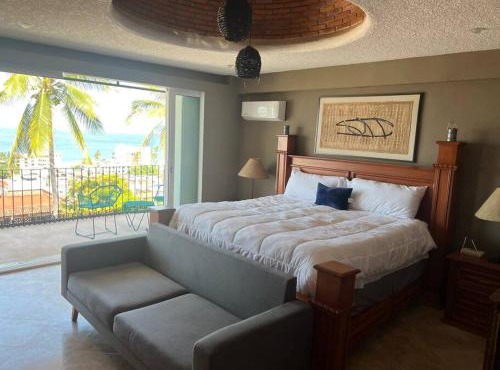 Casa Ecuador, gorgeous ocean views!