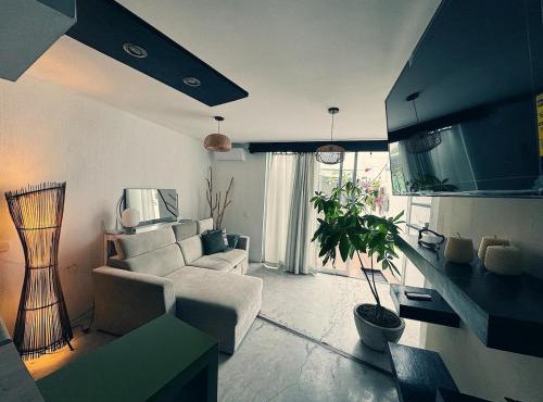 Casa Mangle
