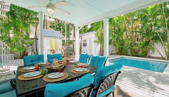 *CASA VICTORIA @ OLD TOWN* Home & Pool + Last Key White Glove Service. in Key West